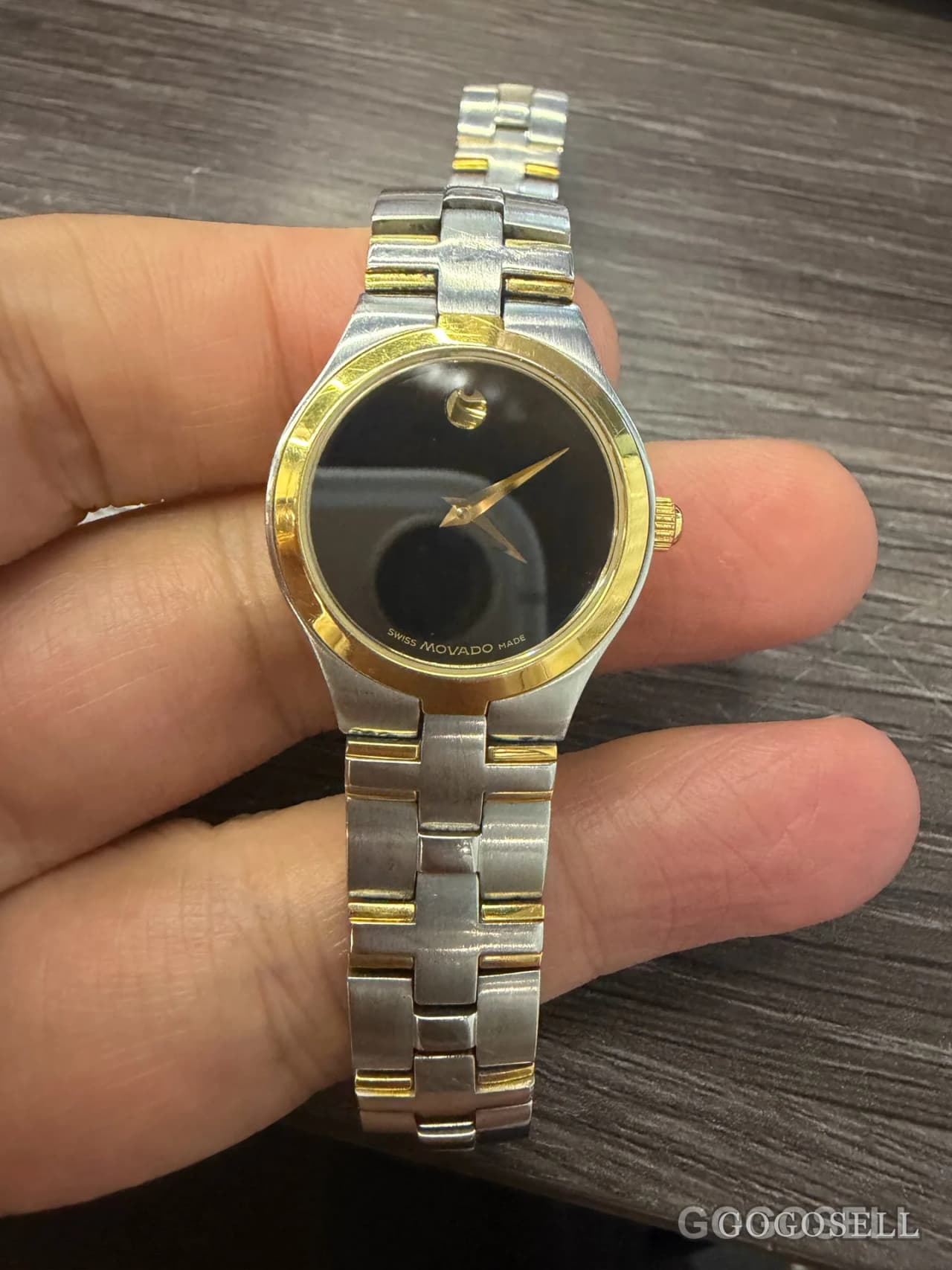 微光的玫瑰金60 的貼文